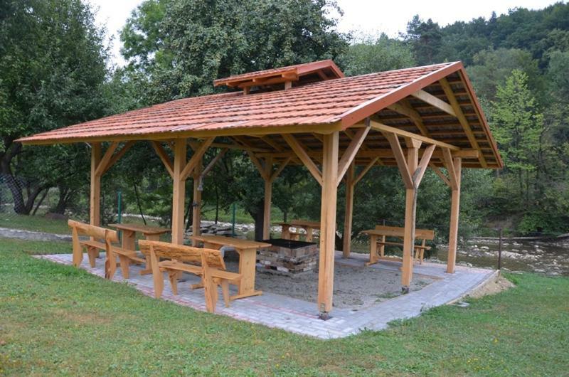 Willa Pod Orzechem Sanok Zewnętrze zdjęcie